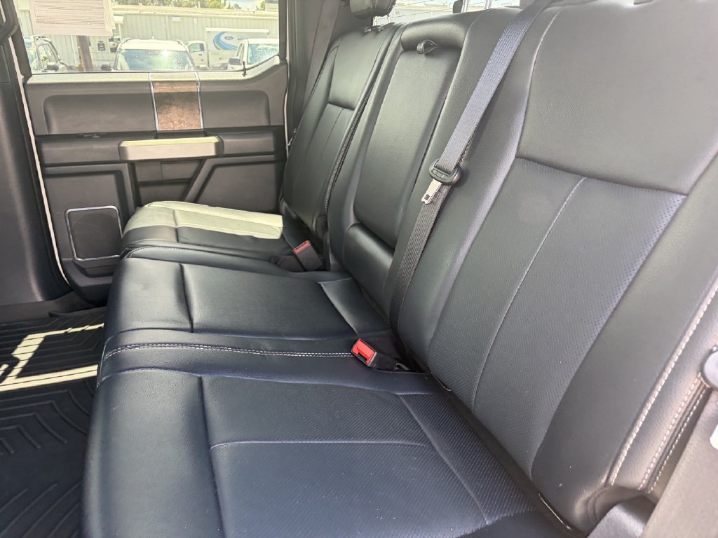 Used 2022 White Ford Lariat image 31