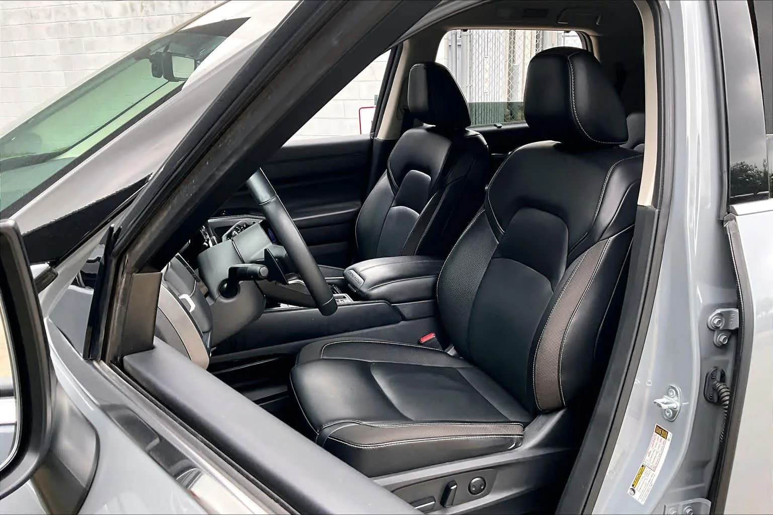 Used 2023 Solid Gray/Super Black Nissan SL image 8