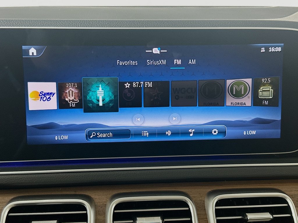 New 2026 Polar White Mercedes-Benz GLE 450 image 15