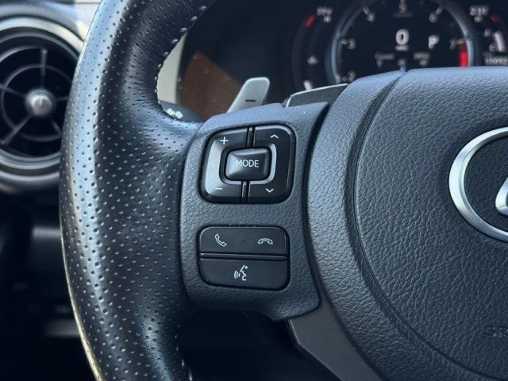 Used 2024 White Lexus 500 F SPORT Performance Premium image 11