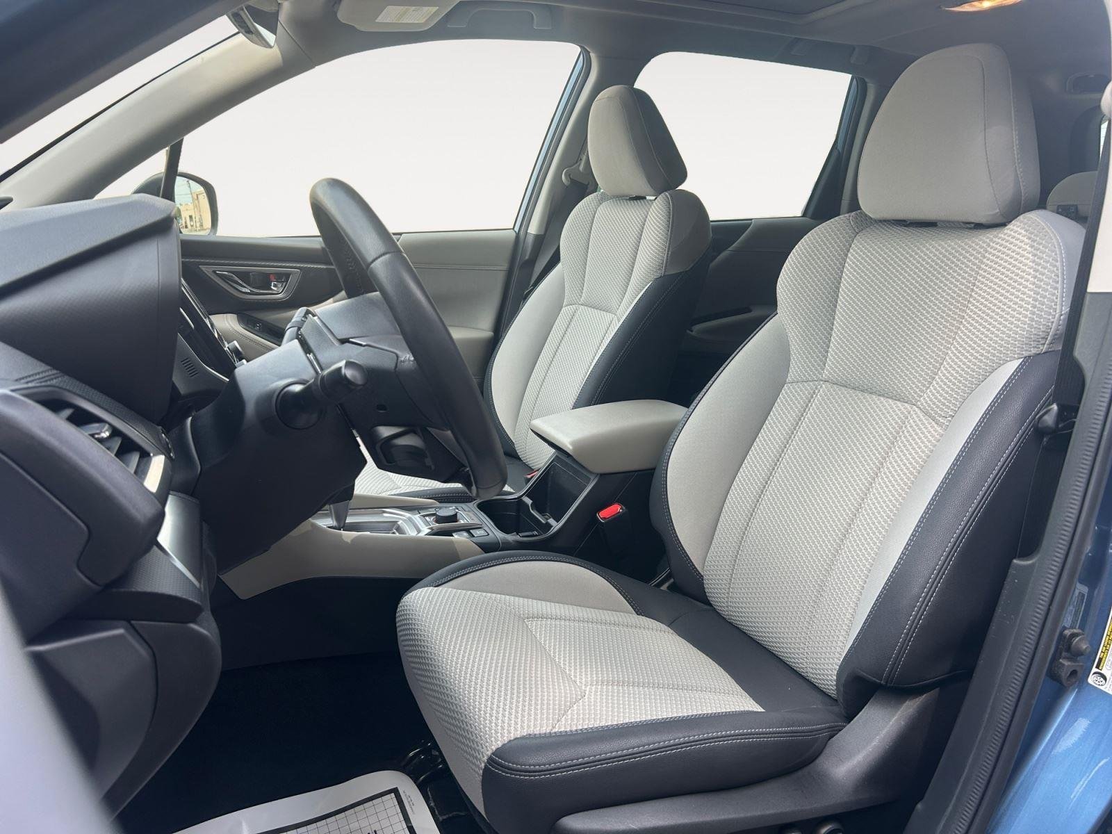 Used 2021 Horizon Blue Pearl Subaru Premium image 9