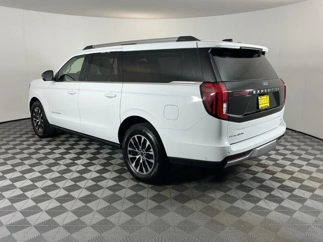 Used 2025 White Ford Platinum image 6