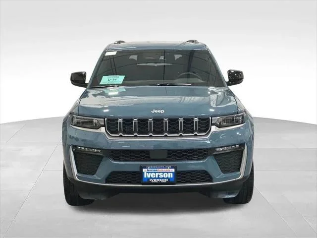 New 2026 Steel Blue Exterior Paint Jeep Limited image 2