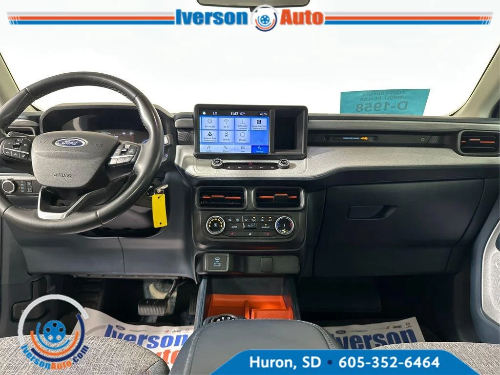 Used 2023 Oxford White Ford XLT image 29
