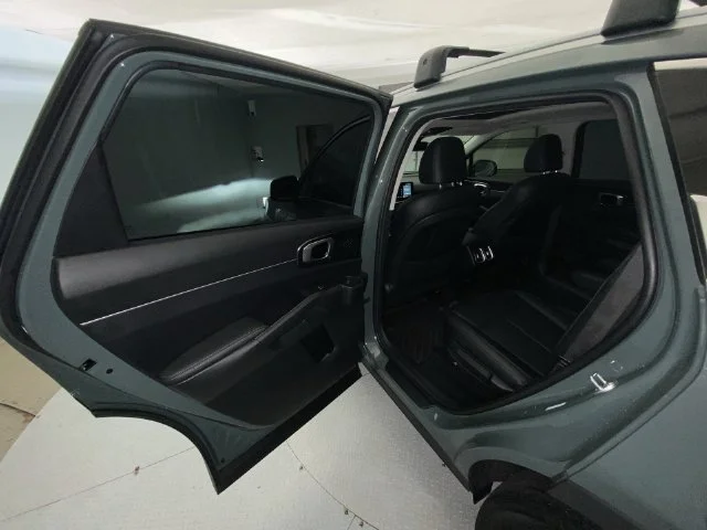 Used 2025 Green Kia EX image 23