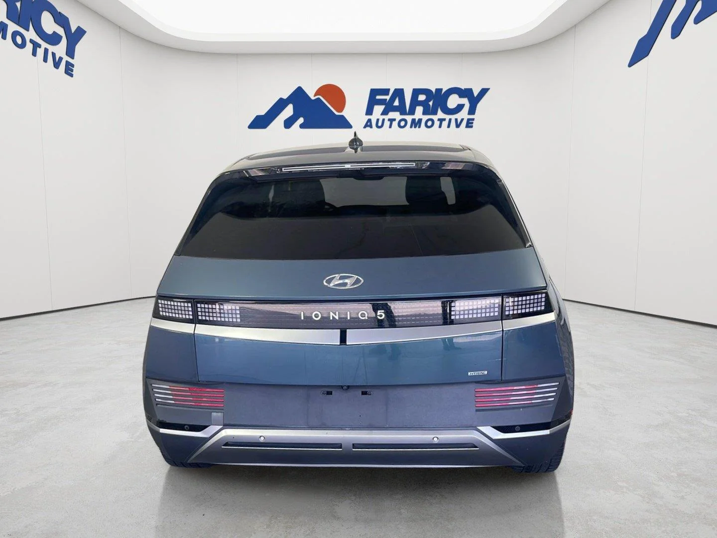 Used 2023 Digital Teal Hyundai SEL image 8