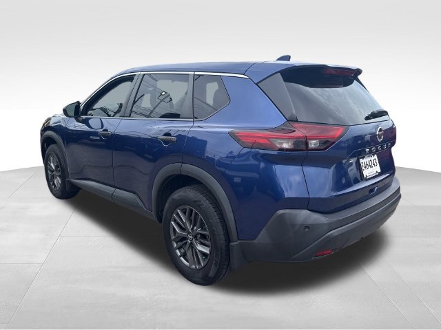 Used 2021 Blue Nissan S image 3