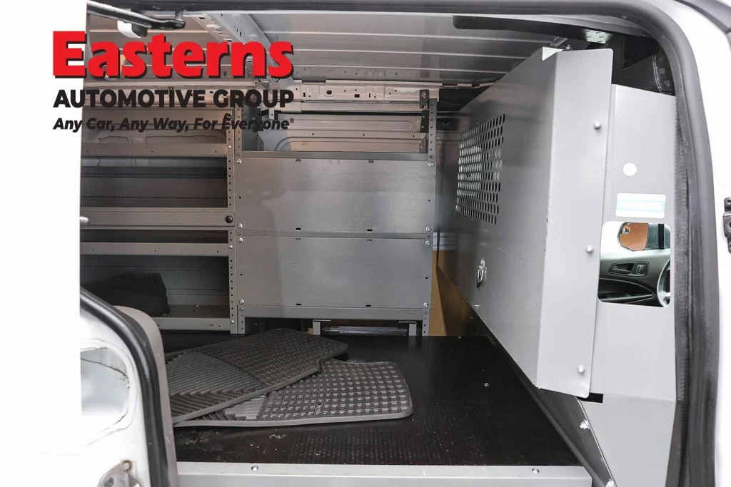 Used 2019 White Ford XL image 23