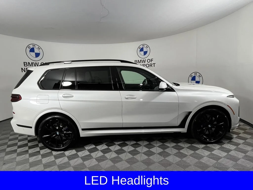 Used 2027 White Metallic BMW xDrive40i image 8