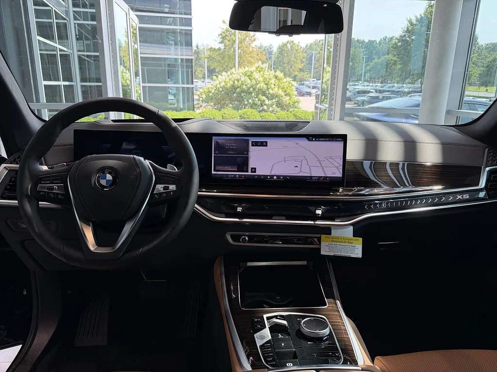 New 2026 Black Sapphire Metallic BMW xDrive40i image 15