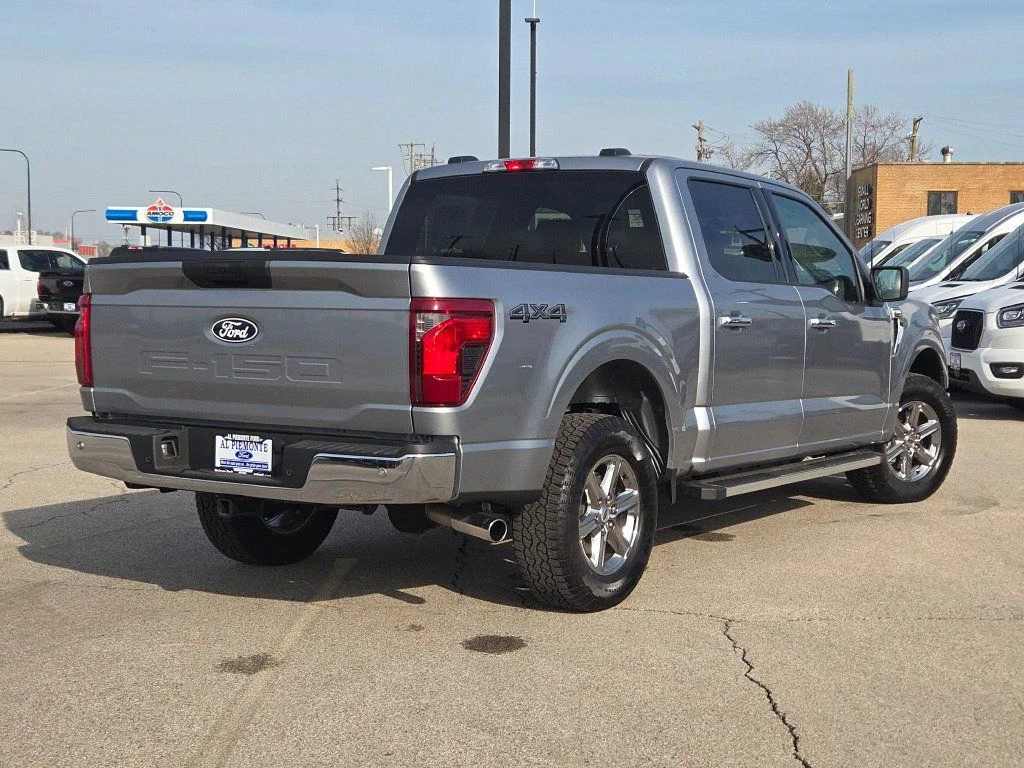 Certified Used 2025 Iconic Silver Metallic Ford XLT image 12