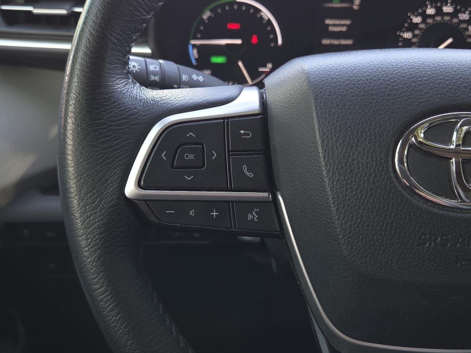 Used 2021 Celestial Silver Metallic Toyota XLE image 40