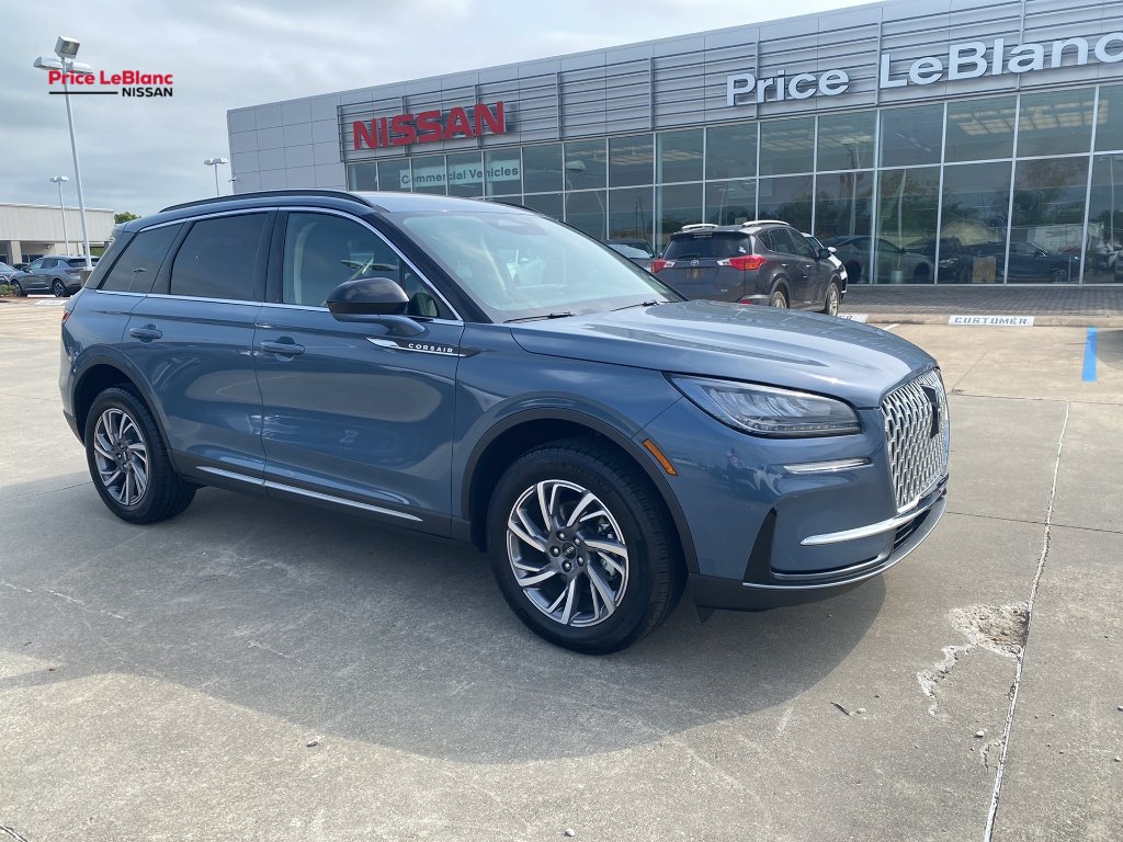 2026 Lincoln Corsair Premiere FWD's photo