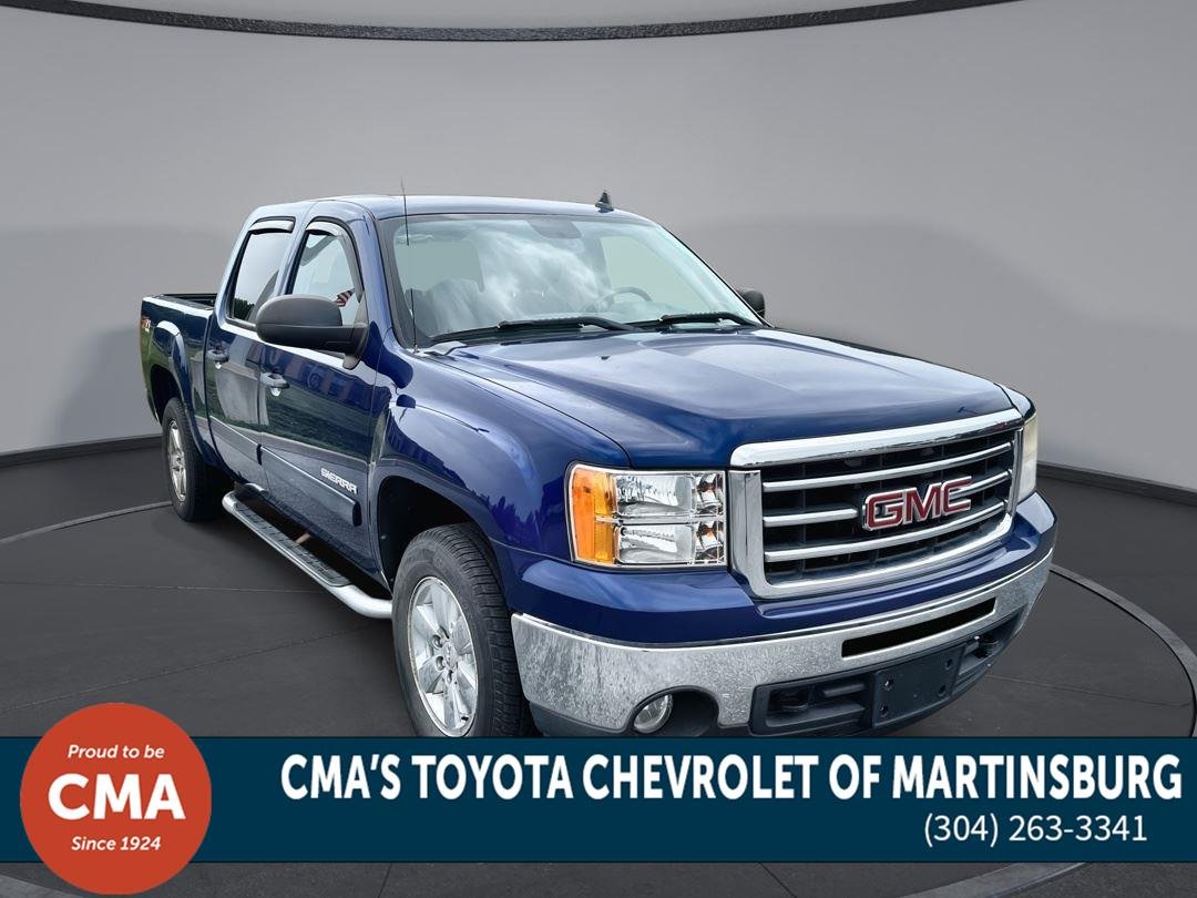 Used 2013 Heritage Blue Metallic GMC SLE image 1