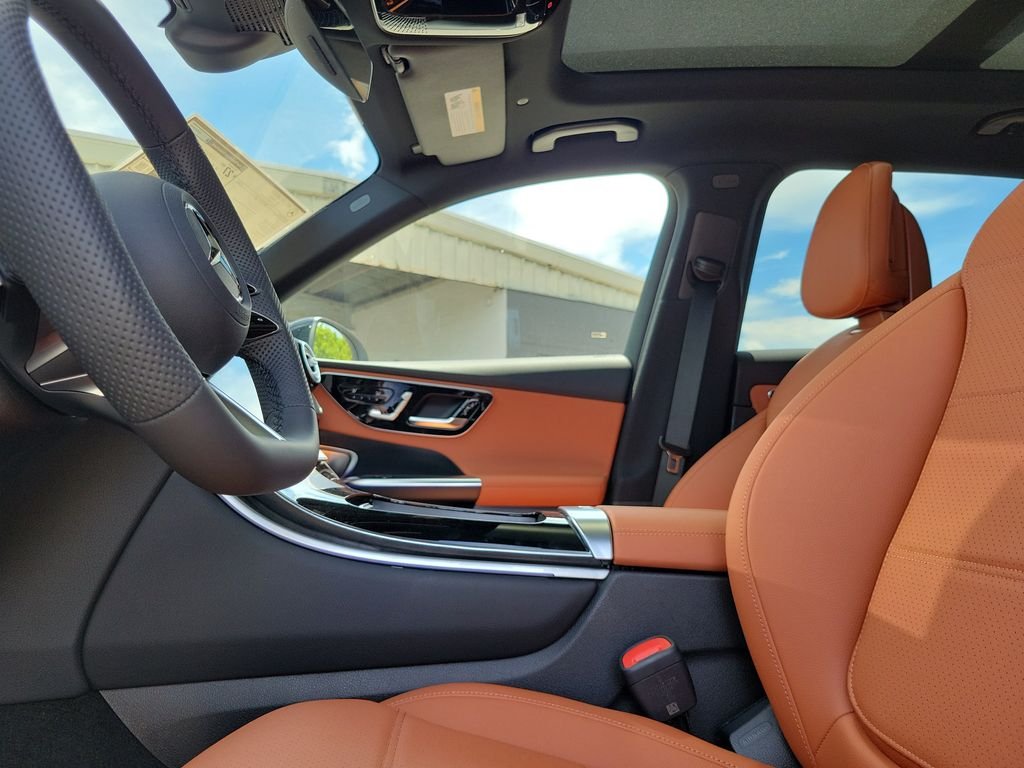 New 2027 MANUFAKTUR Alpine Grey Mercedes-Benz GLC 300 image 19