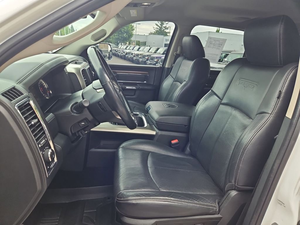 Certified Used 2017 Bright White Clearcoat Ram Laramie image 12