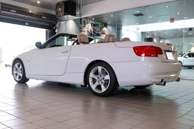 Used 2012 White BMW 335i image 7