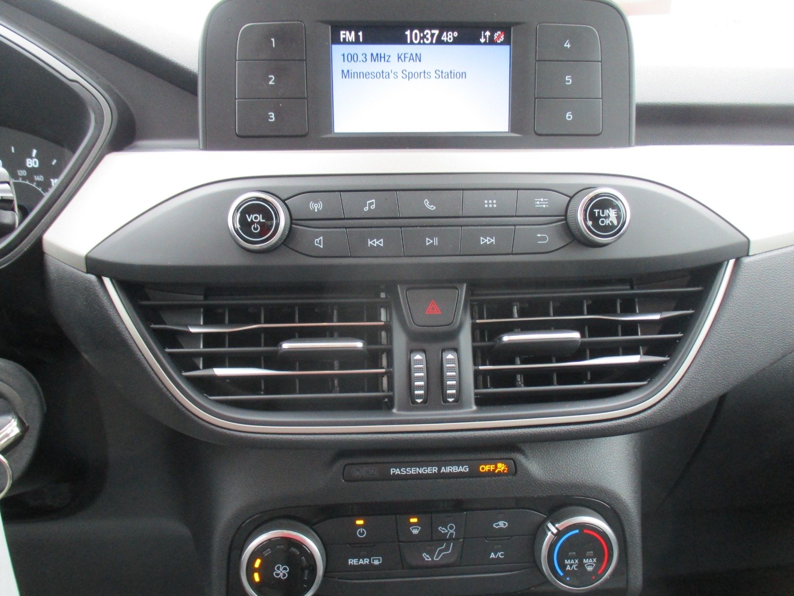 Used 2022 WHITE Ford S image 17