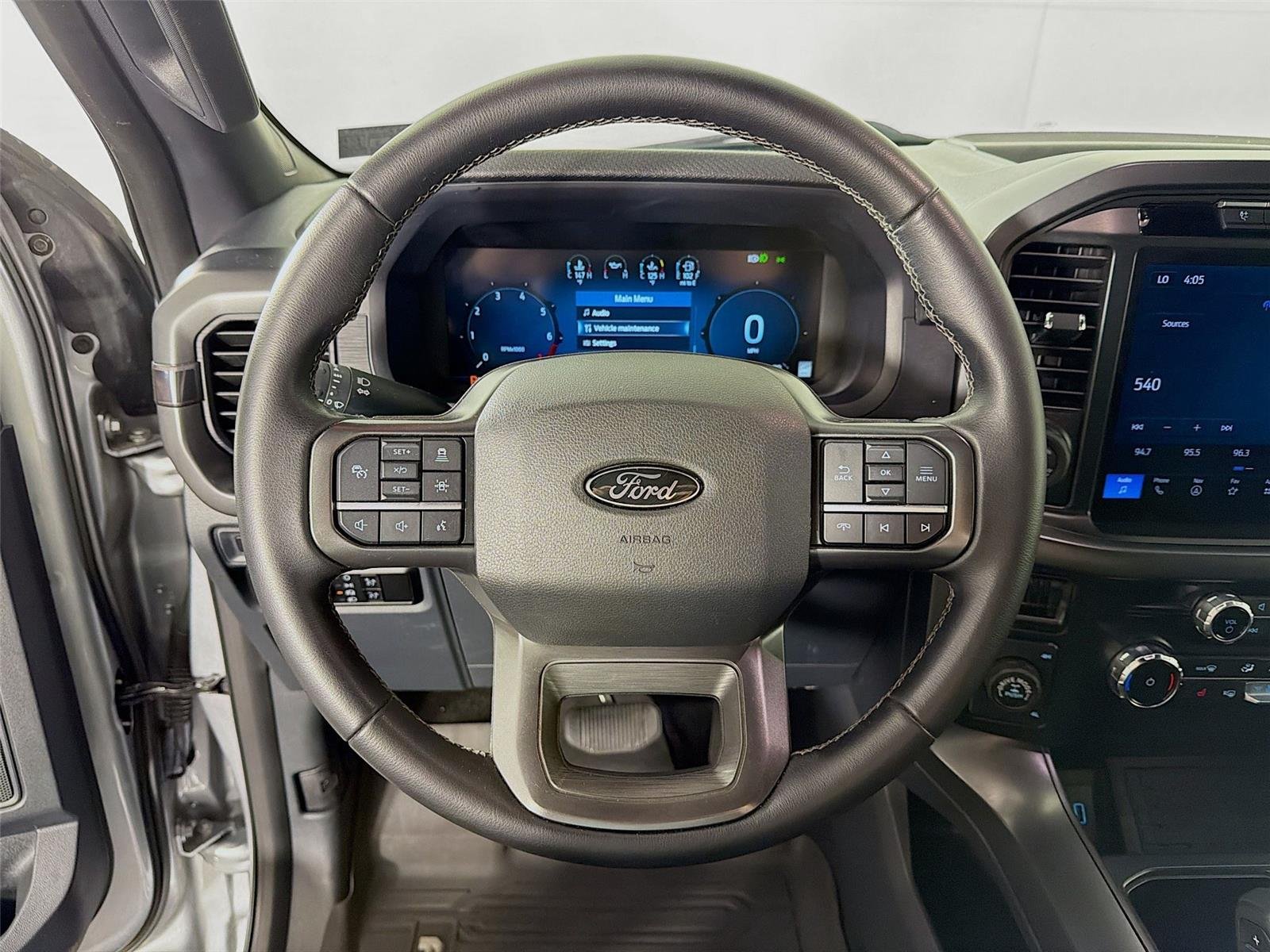 Used 2024 Iconic Silver Ford XLT image 12