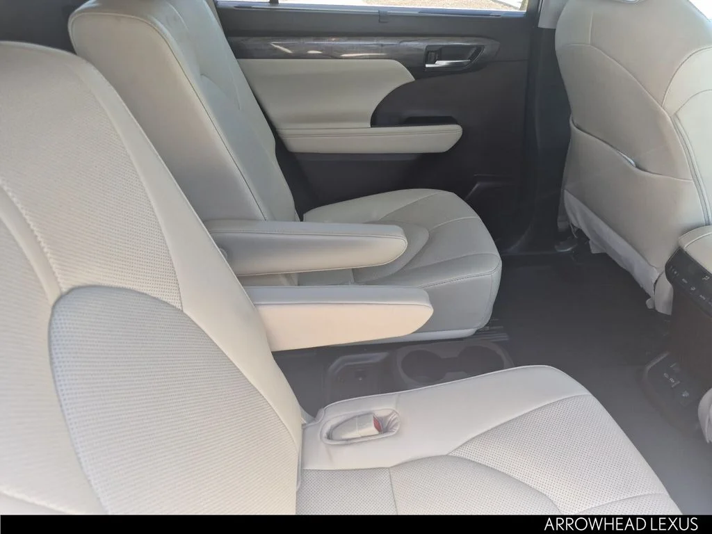 Used 2022 Gold Toyota Limited image 15