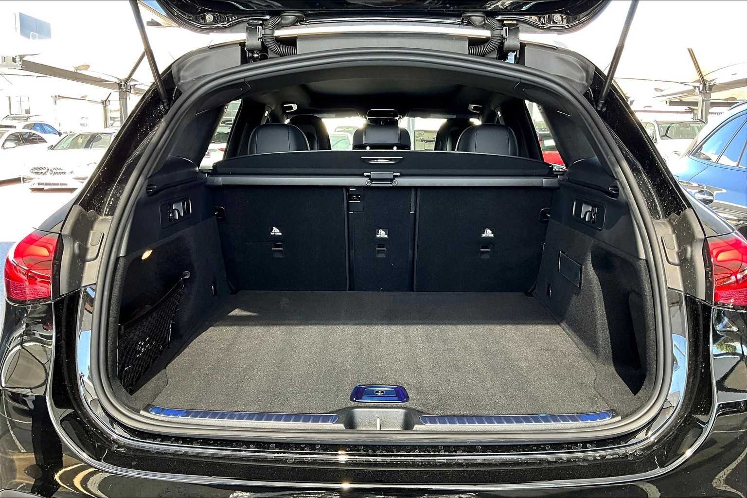 Used 2026 Black Mercedes-Benz GLC 300 image 14