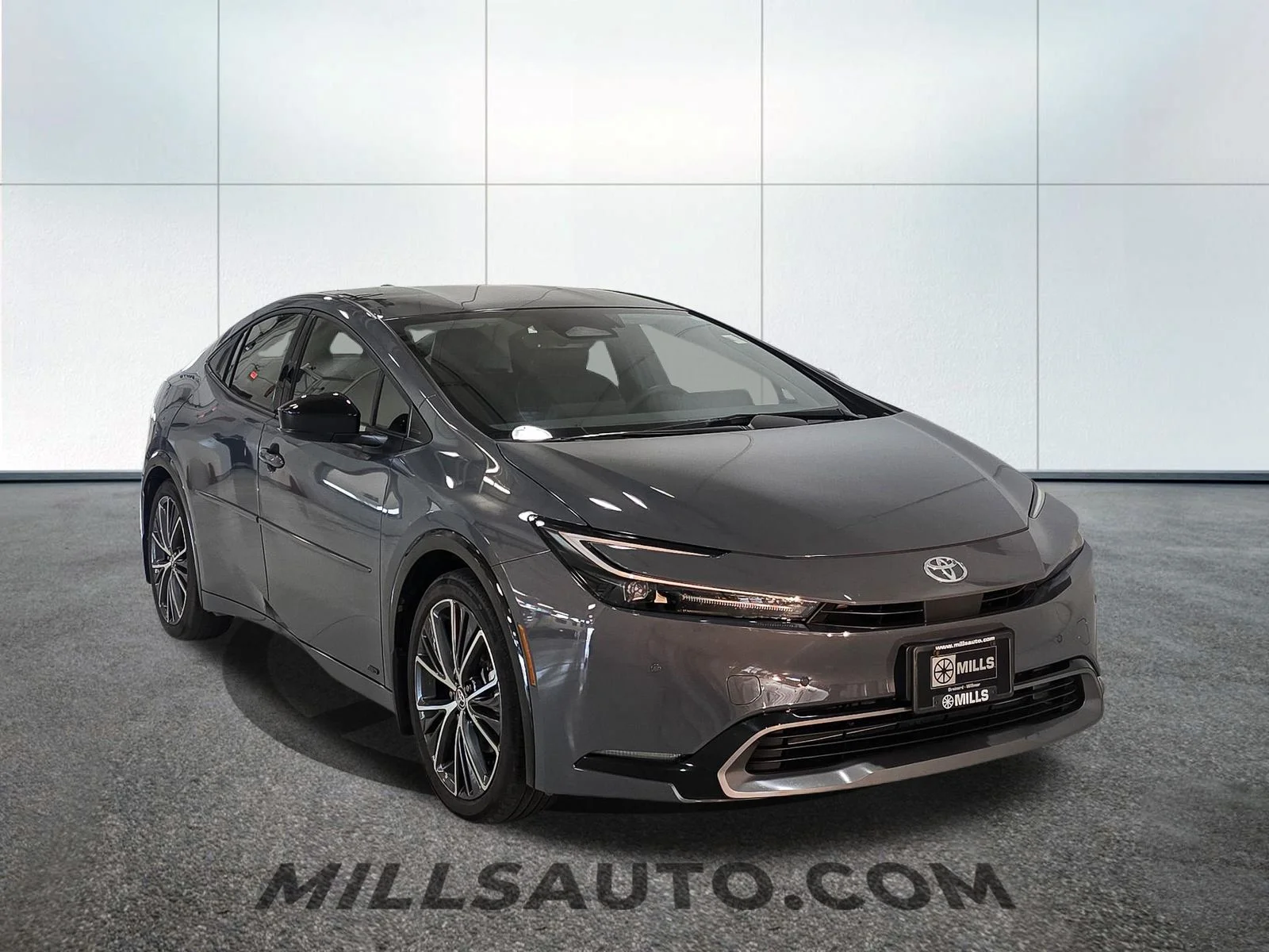 Used 2025 Gray Toyota XLE image 11