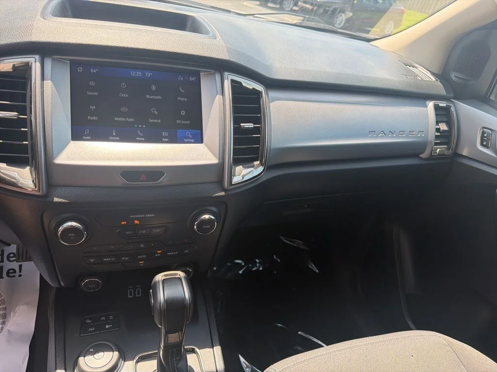 Certified Used 2021 Oxford White Ford XLT image 32