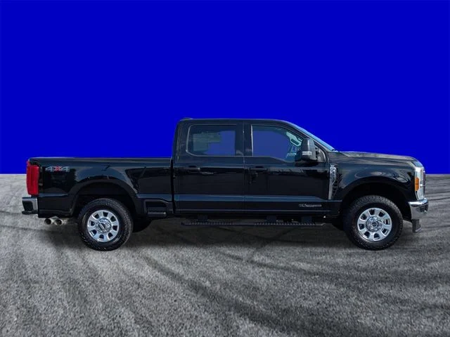 Certified Used 2023 Super Black Ford XLT image 3