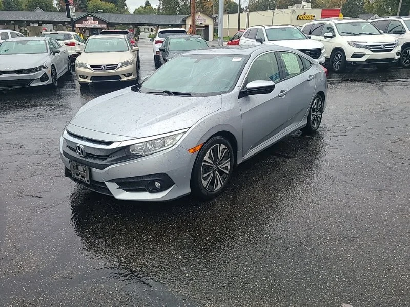 Used 2018  Honda EX-T image 2