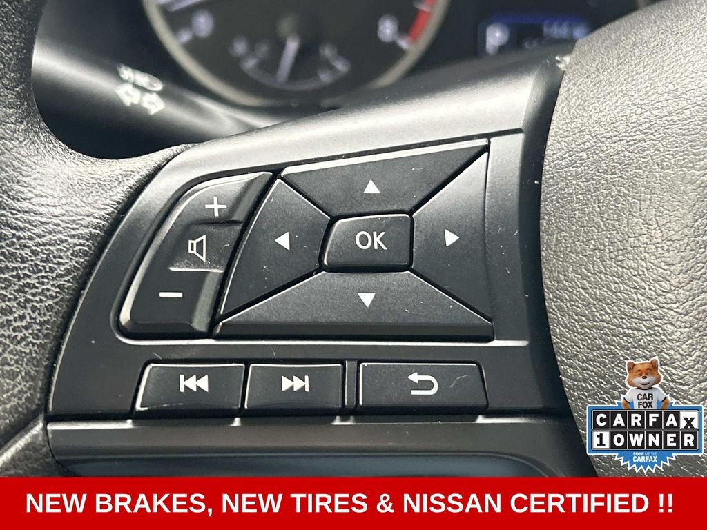 Used 2025 Gray Nissan S image 19