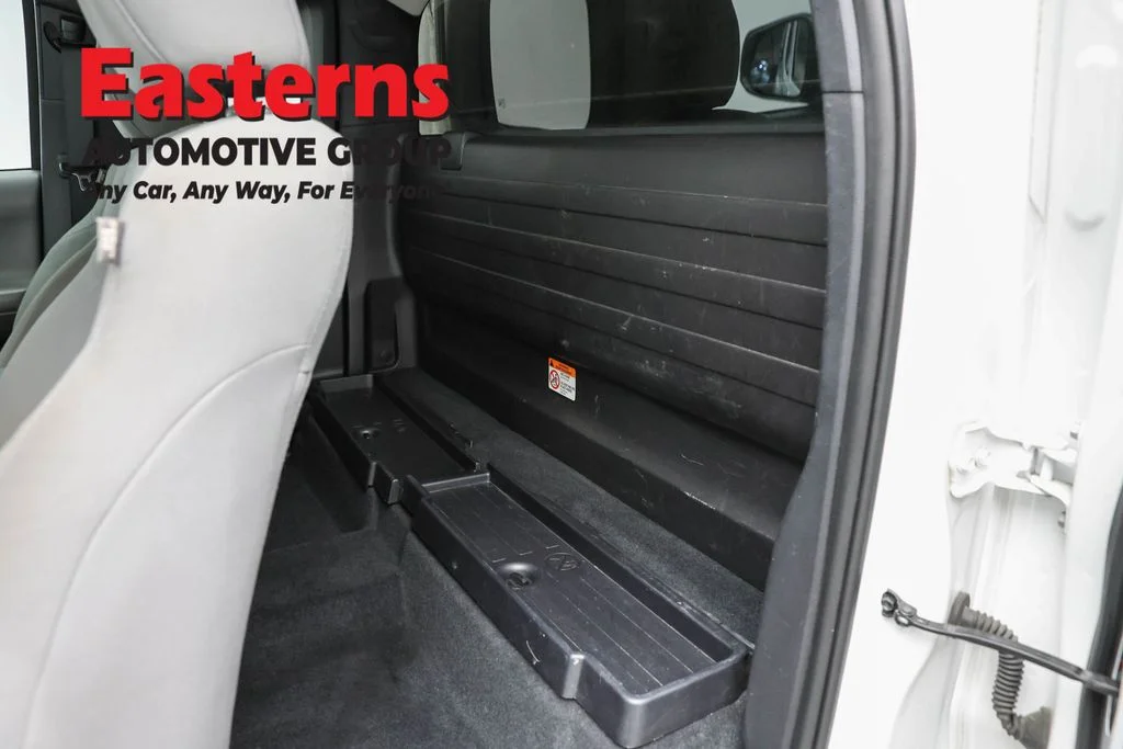 Used 2019 White Toyota SR image 20