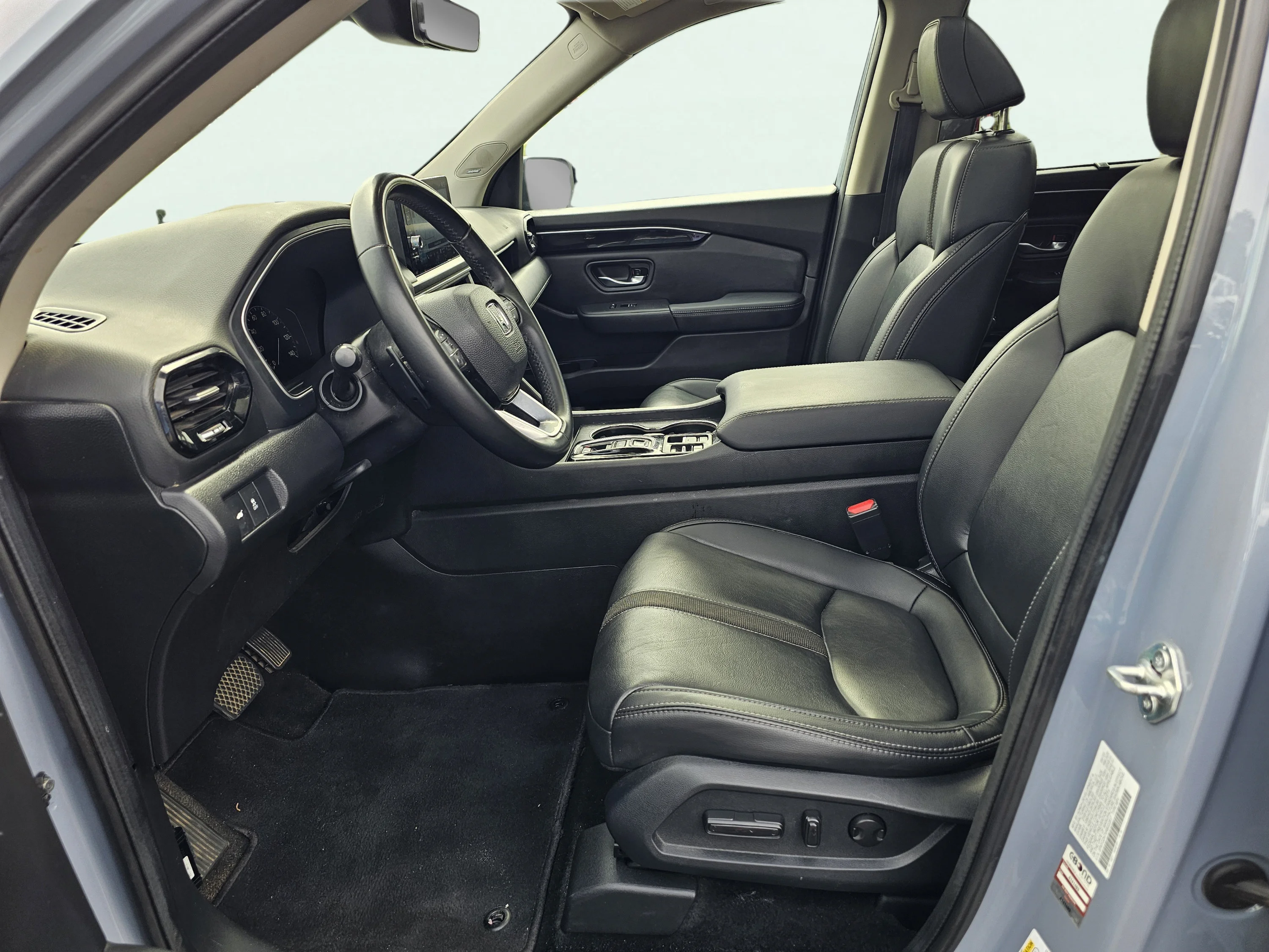 Used 2024 Sonic Gray Pearl Honda Touring image 15