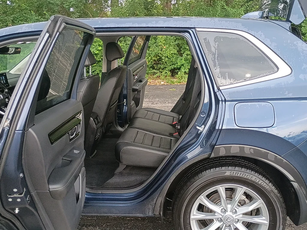 Used 2025 BLUE Honda EX-L image 13