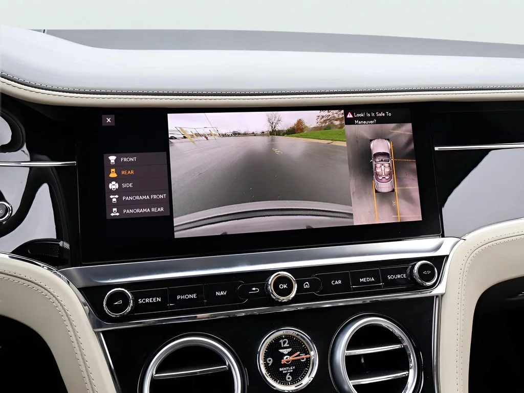 Used 2022 Cambrian Gray Metallic Bentley V8 image 25