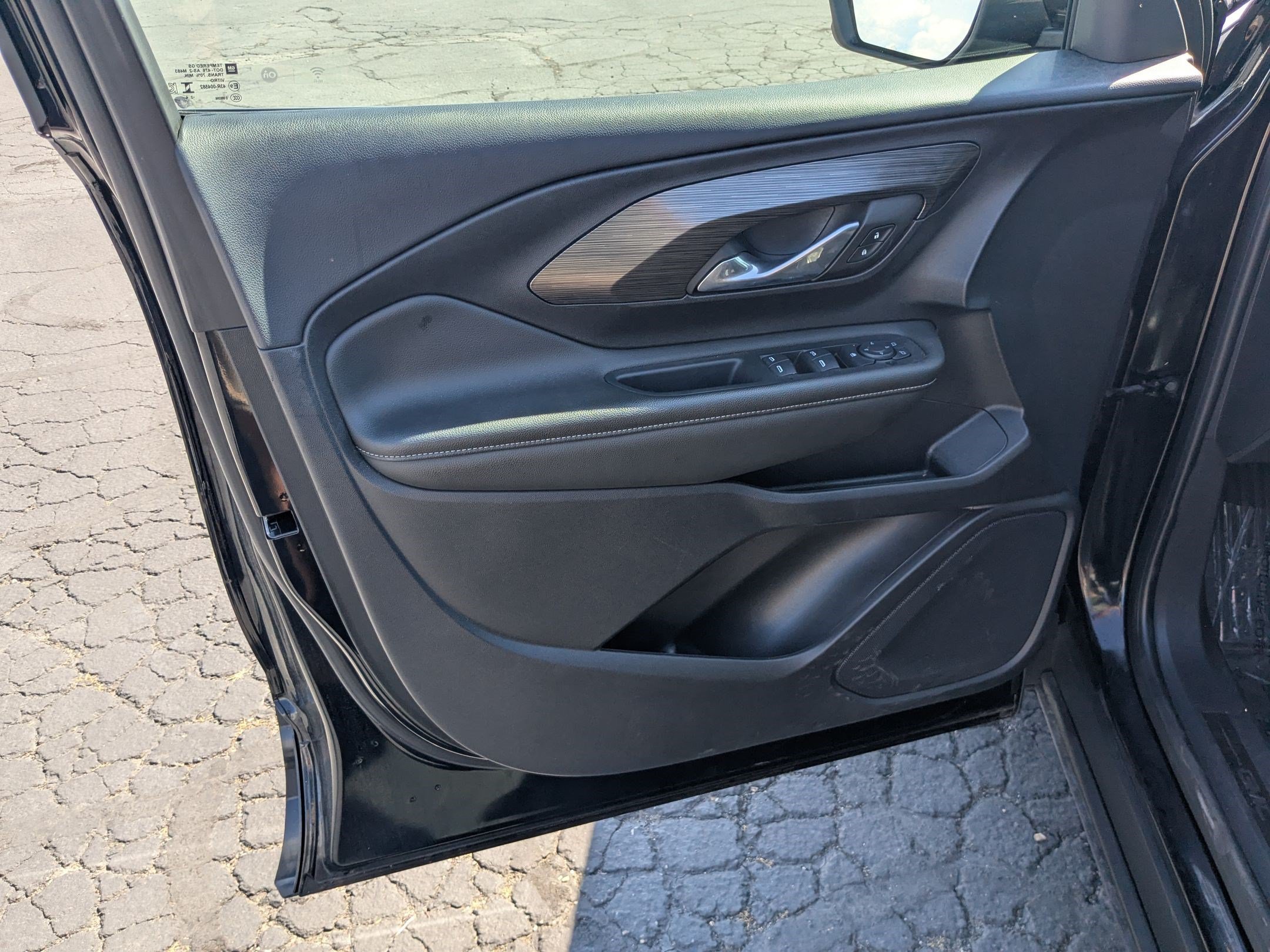 2024 GMC Terrain SLE - Photo 14