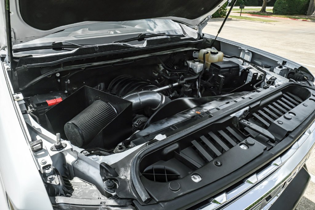 Used 2020 White Chevrolet LTZ image 57