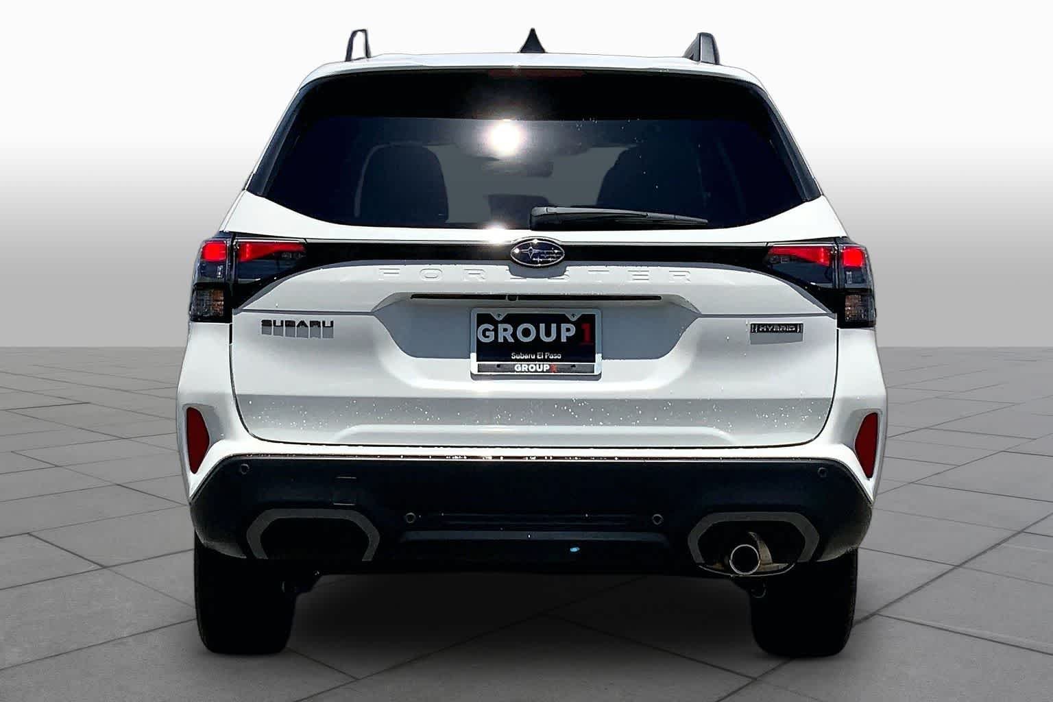 New 2026 CRYSTAL WHITE PEARL Subaru Limited Hybrid image 4