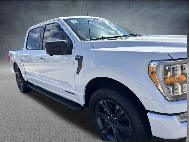 Used 2023 White Ford XLT image 3