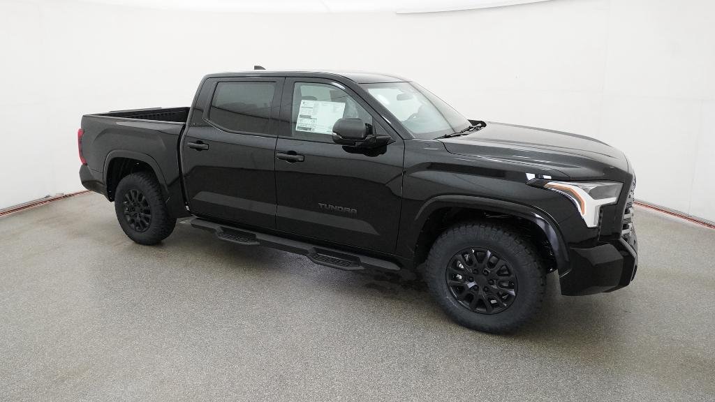 New 2026 Midnight Black Metallic Toyota SR5 image 29