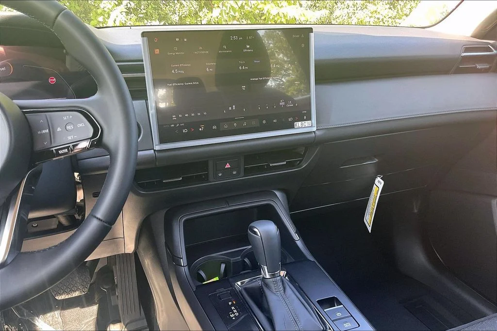 New 2026 Rhodium White Metallic Mazda 2.5 S AWD image 6