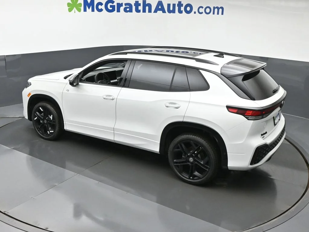 New 2026 Opal White Pearl Volkswagen 2.0T SE R-Line Black image 24