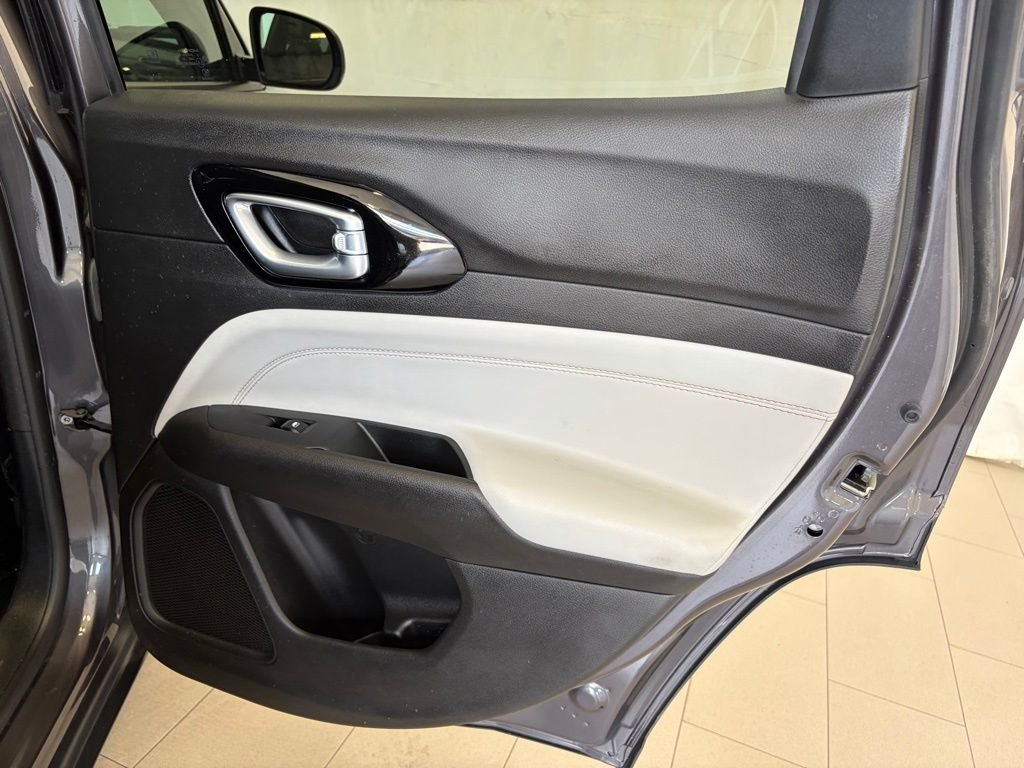 Used 2024 Gray Metallic Jeep Limited image 22