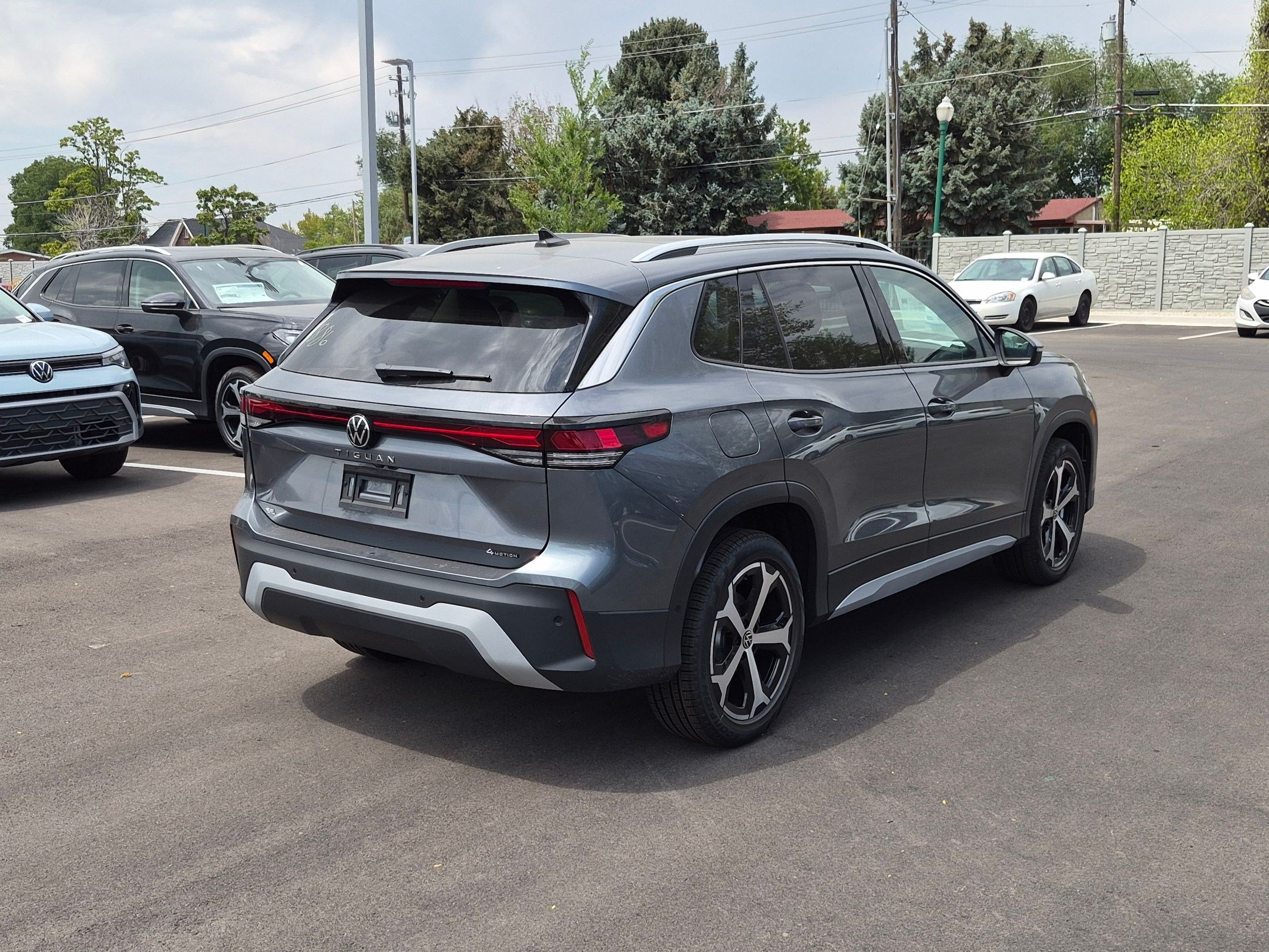New 2026 Platinum Gray Metallic Volkswagen SE image 3