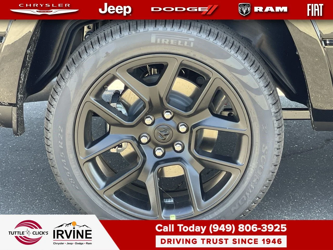 New 2027 Diamond Black Crystal Pearl-Coat Exterior Paint RAM Laramie image 17