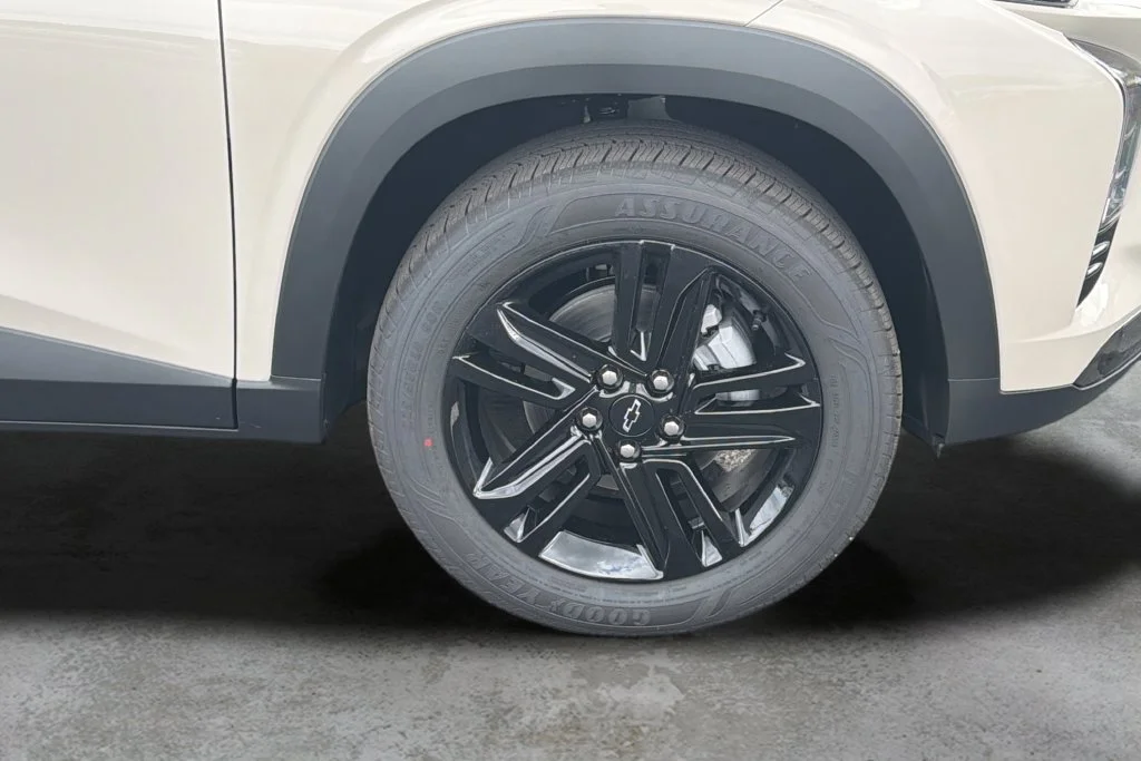New 2026 White Sands Chevrolet ACTIV image 9