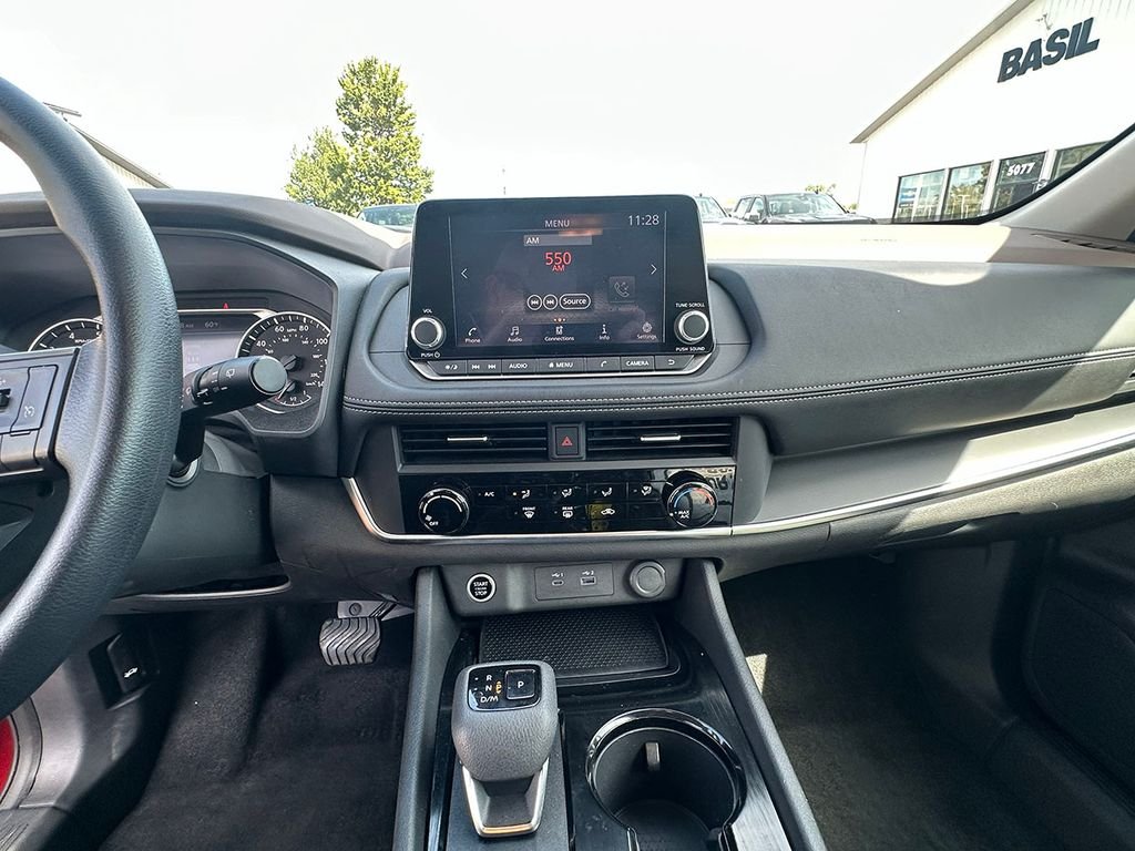 Used 2023 Red Nissan S image 29