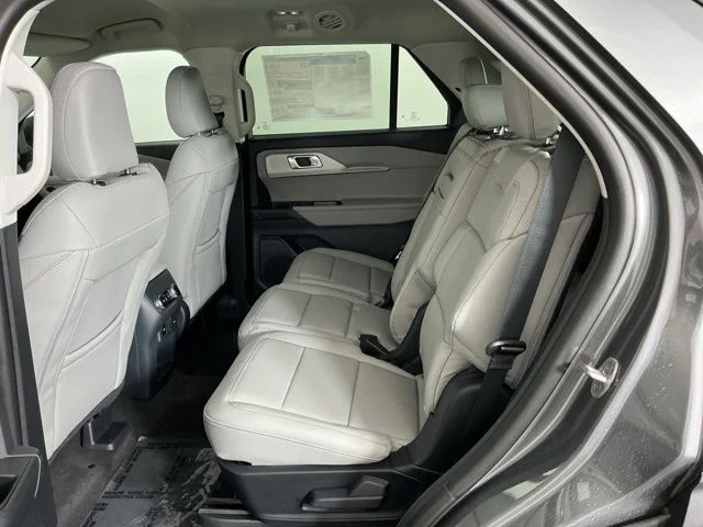 New 2026 Carbonized Gray Metallic Ford Active image 27