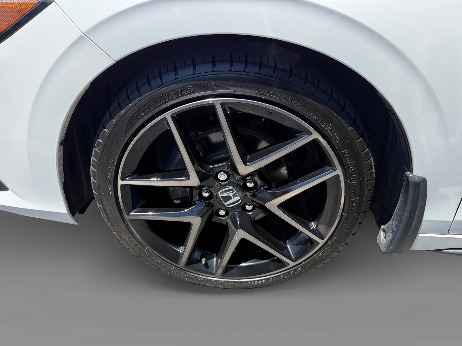 Used 2022 Platinum White Pearl Honda Sport Touring image 9