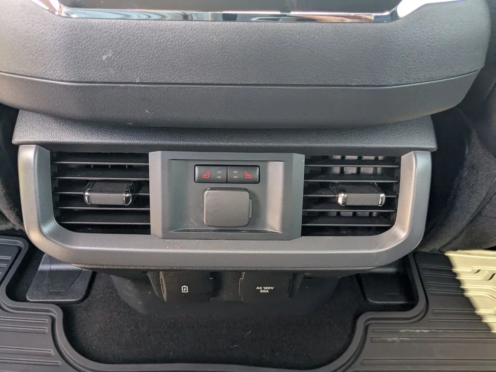 Used 2025 Red Ford Lariat image 24