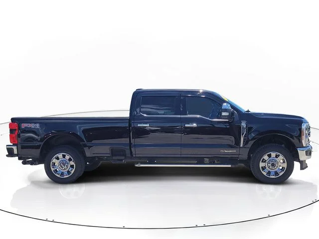 Used 2024 Black Ford Lariat image 4